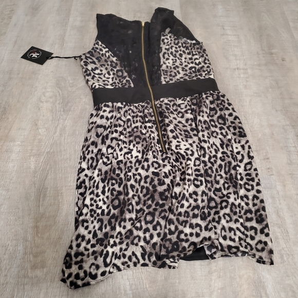 NWT G.M. Madonna and Co. Black and Grey Lace Leopard Patterned Dress Size Small - Picture 2 of 5